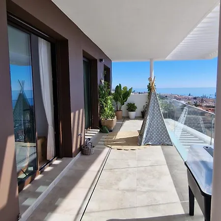 Beachfront Idilia Views *